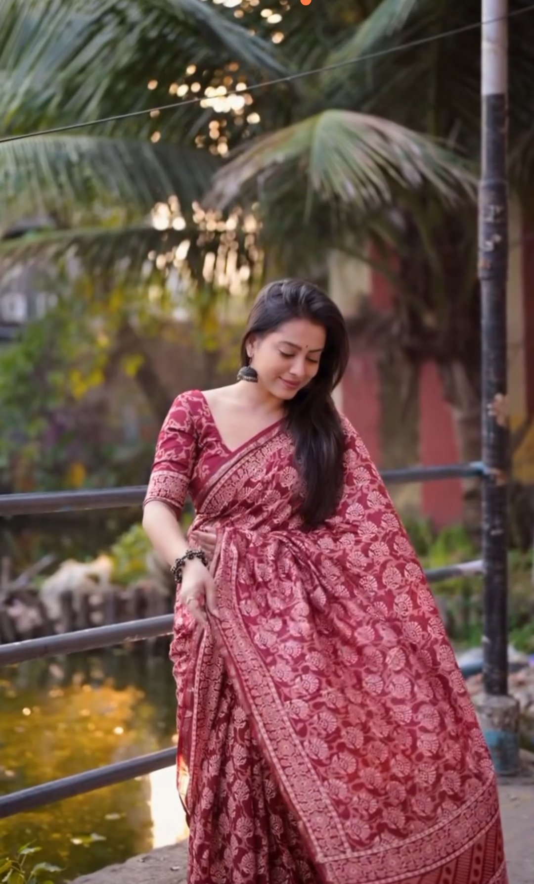 Screenshot_2025-05-21-19-33-09-877_com.playit.videoplayer-edit